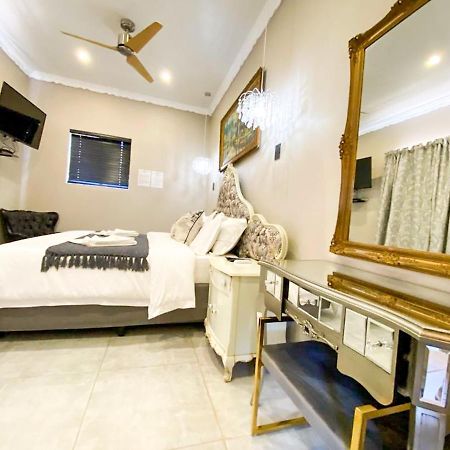 Le Grant Guesthhouse Aparthotel Kroonstad Eksteriør bilde