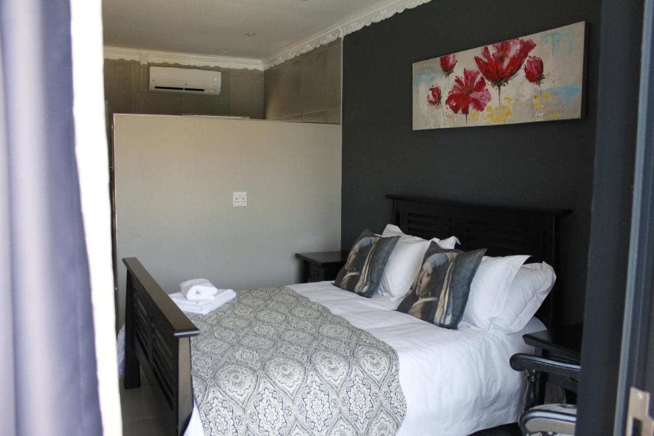 Le Grant Guesthhouse Aparthotel Kroonstad Eksteriør bilde