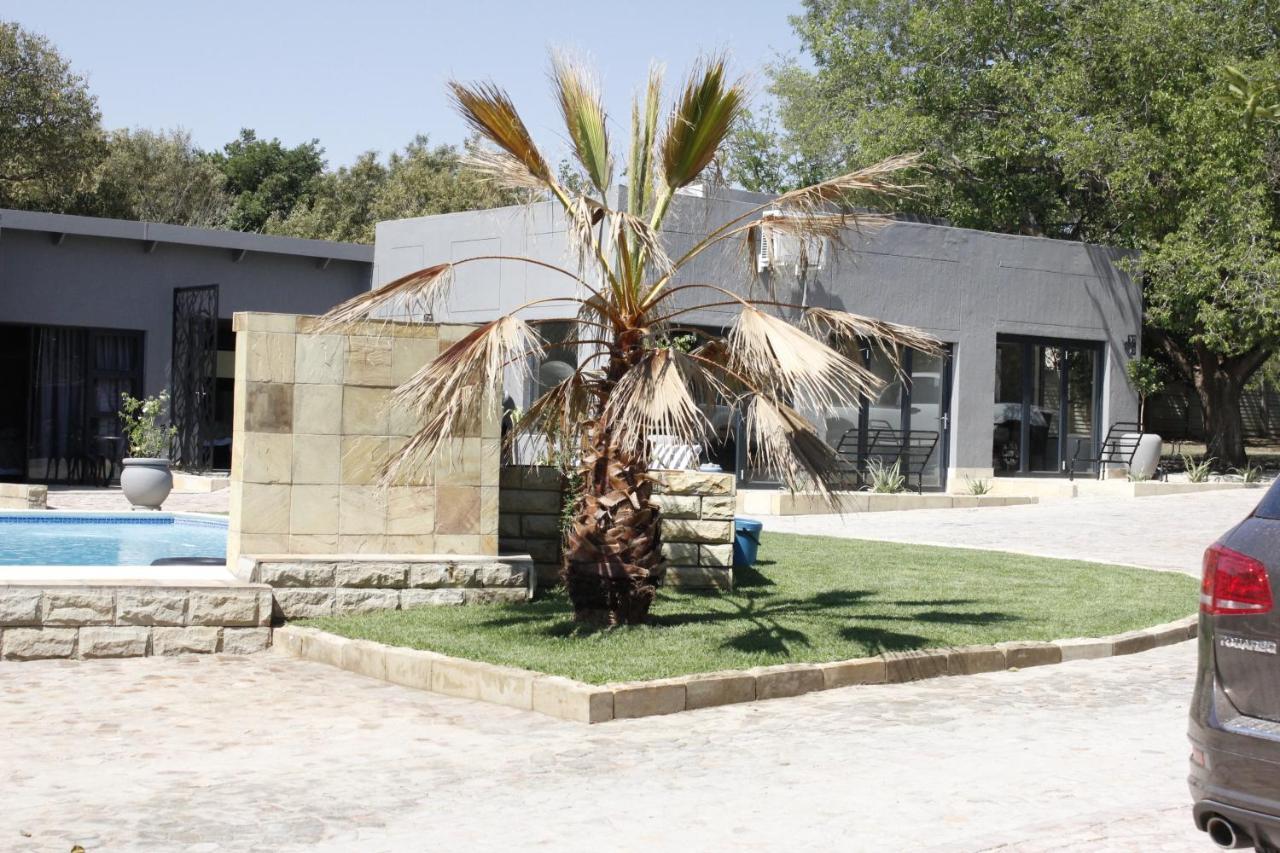 Le Grant Guesthhouse Aparthotel Kroonstad Eksteriør bilde