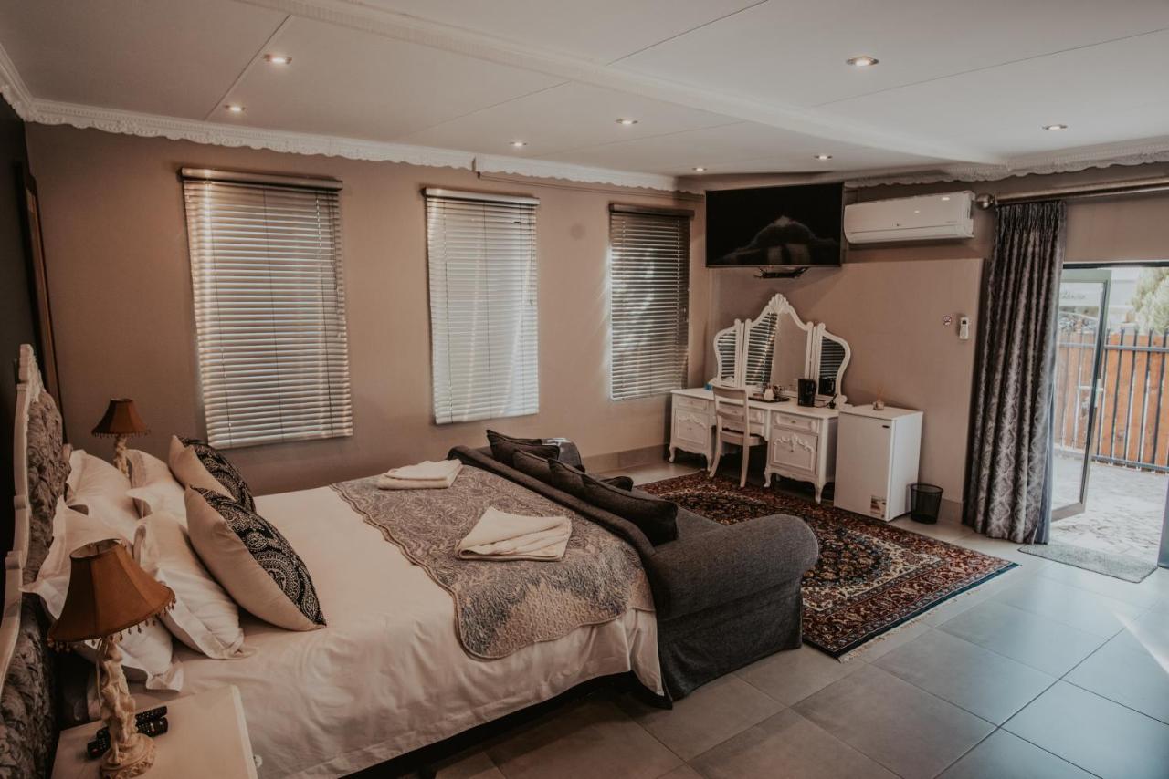 Le Grant Guesthhouse Aparthotel Kroonstad Eksteriør bilde