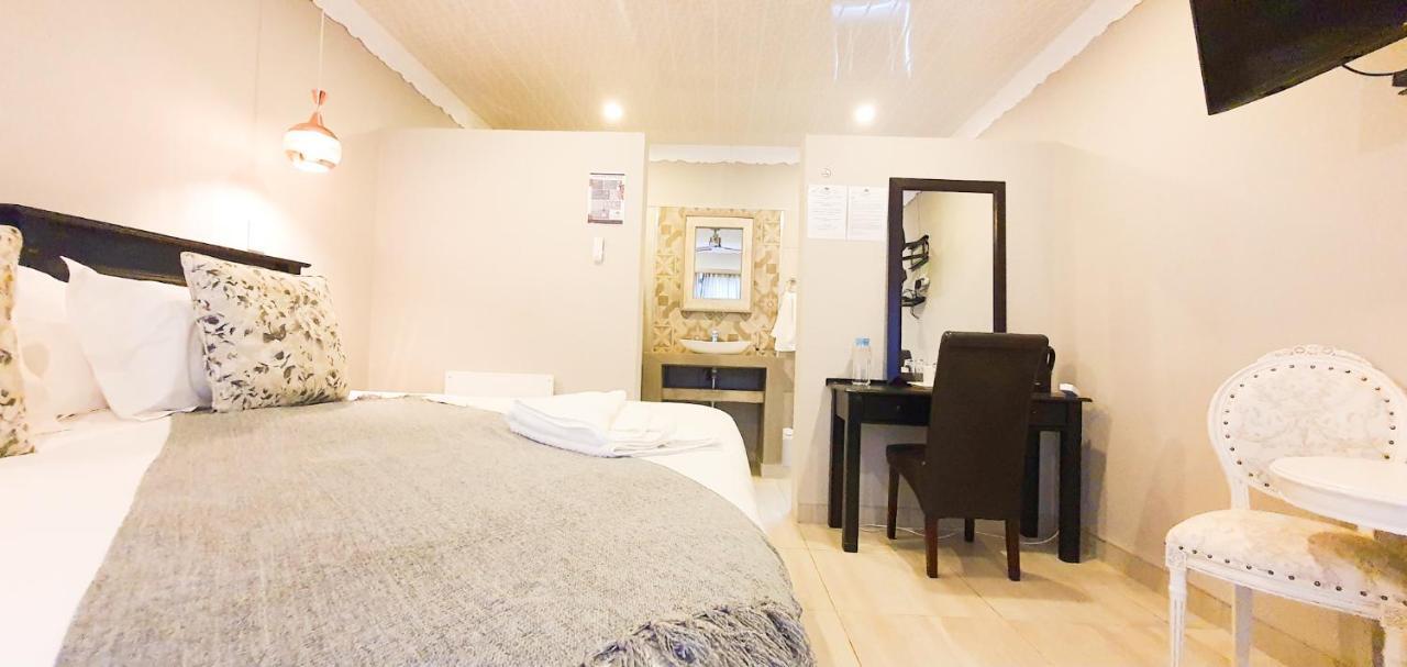 Le Grant Guesthhouse Aparthotel Kroonstad Eksteriør bilde
