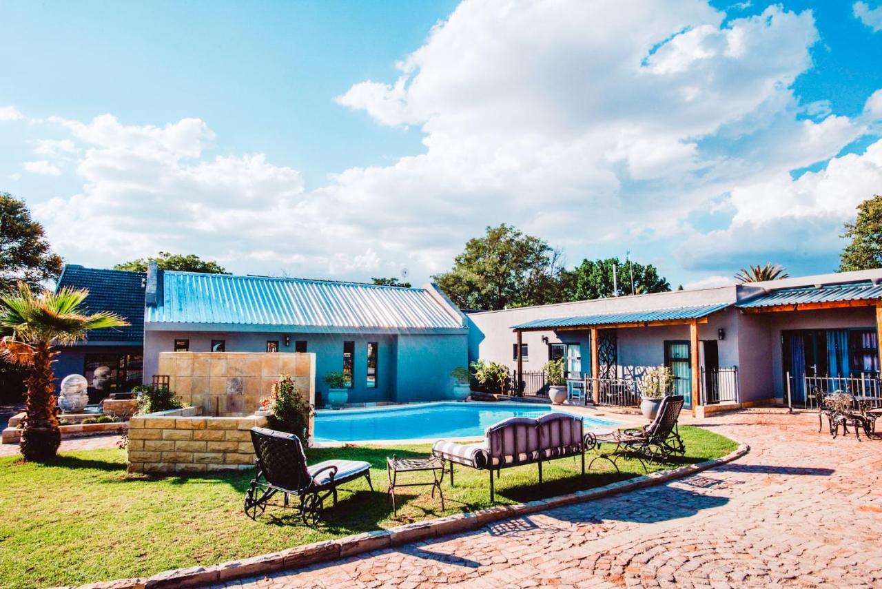 Le Grant Guesthhouse Aparthotel Kroonstad Eksteriør bilde