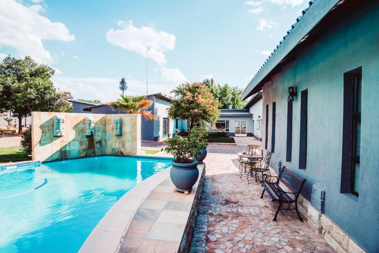Le Grant Guesthhouse Aparthotel Kroonstad Eksteriør bilde