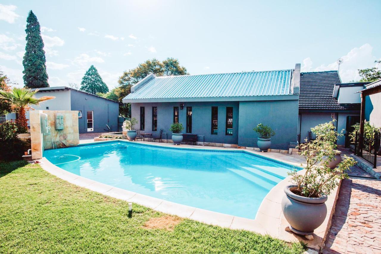 Le Grant Guesthhouse Aparthotel Kroonstad Eksteriør bilde