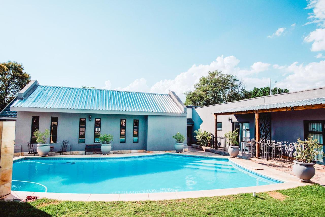 Le Grant Guesthhouse Aparthotel Kroonstad Eksteriør bilde